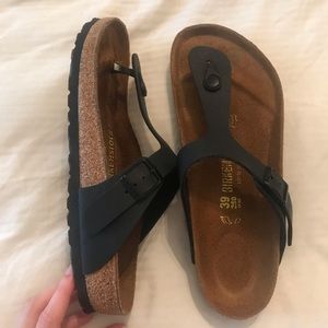 Birkenstock Gizeh Sandals Black